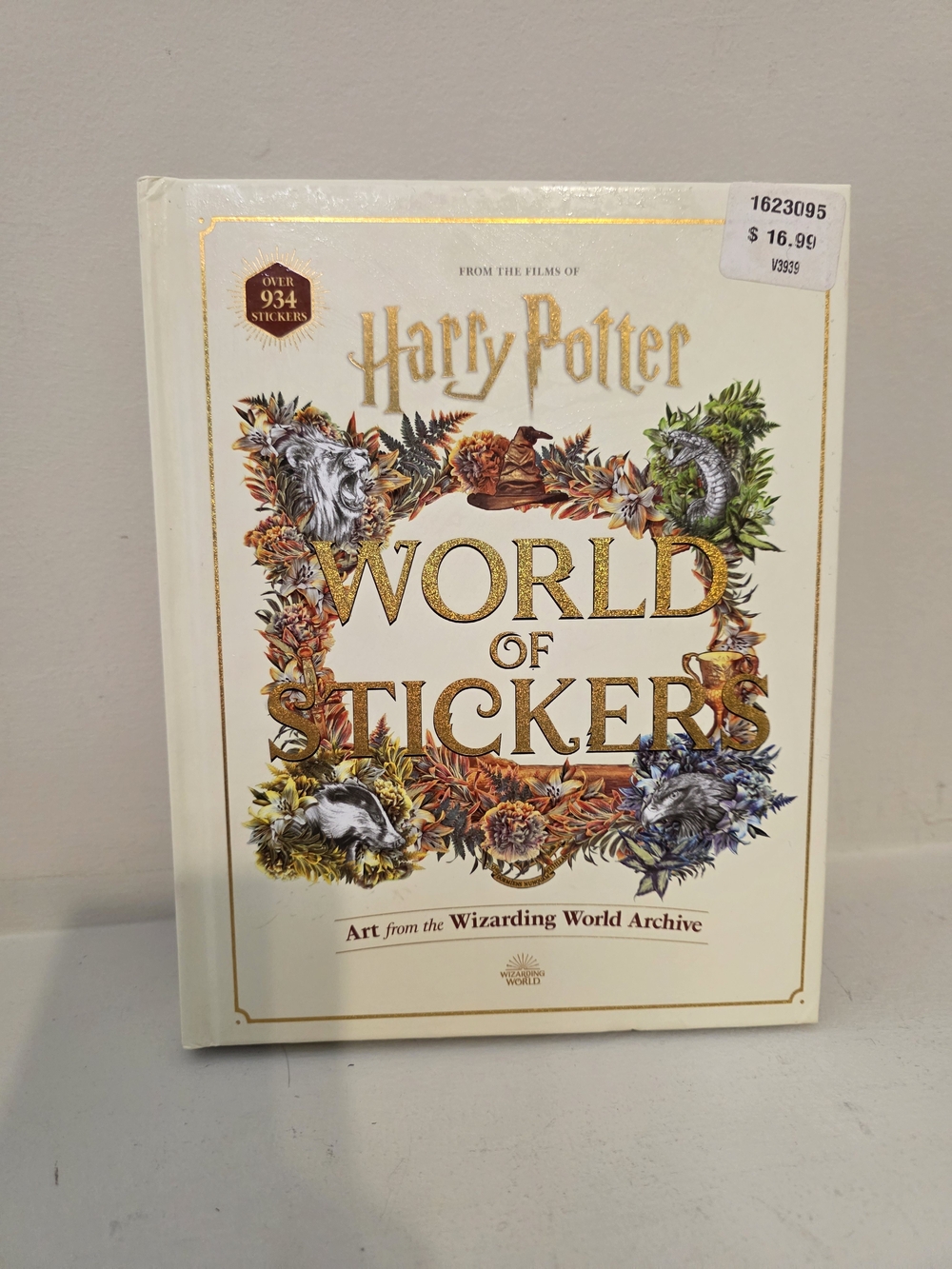 Harry Potter World of Stickers - White Cover
